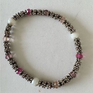 Silver stretch bracelet with faux pearls and pin beads